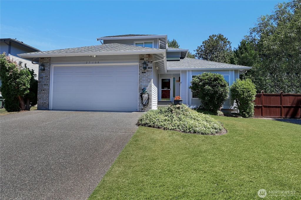 Photo of 27108 110th Avenue SE, Kent, WA 98030 (MLS # 2363167)