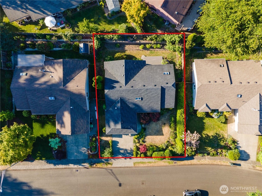 Photo of 2928 Briar Lea Loop SE, Olympia, WA 98501 (MLS # 2576514)