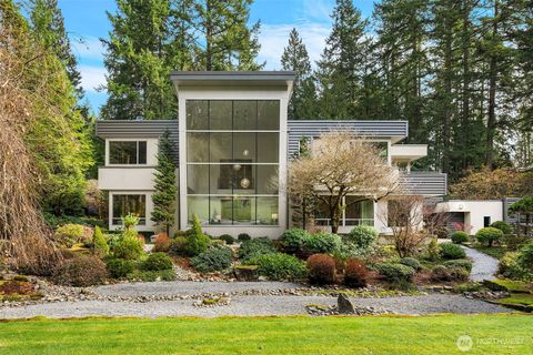 12412 NE 37th Street Bellevue WA 98005