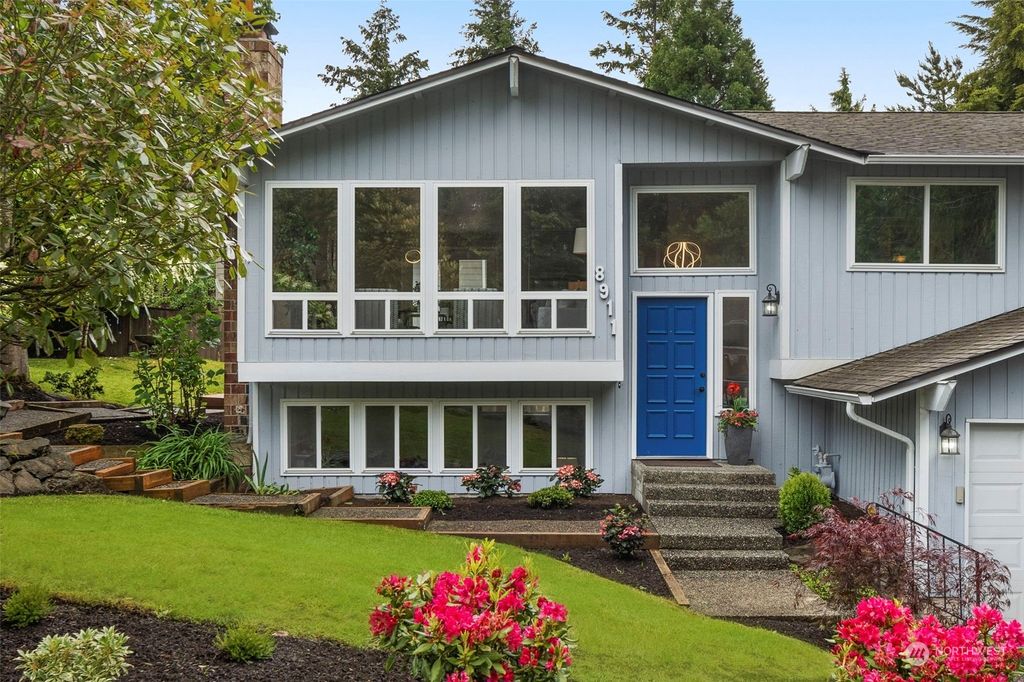 Photo of 8911 NE 136th Street, Kirkland, WA 98034 (MLS # 2247113)