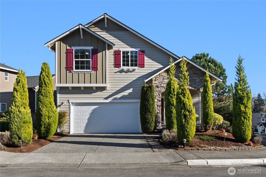 Photo of 23215 DR SE 27th, Bothell, WA 98021 (MLS # 2470304)