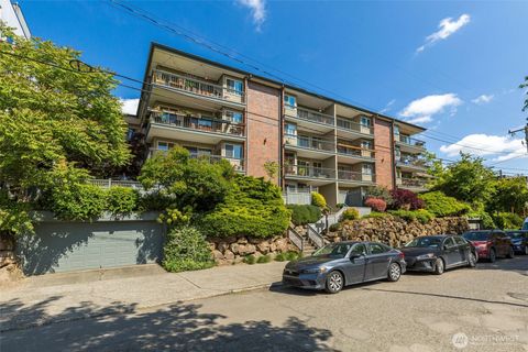 Photo of 732 11th Avenue E #202, Seattle, WA 98102 (MLS # 2500689)