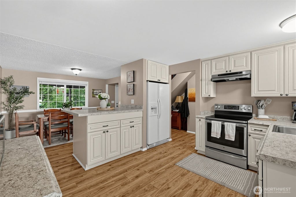 Photo of 14627 57th Place W, Edmonds, WA 98026 (MLS # 2586901)
