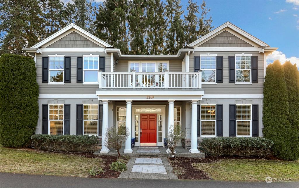 Photo of 5209 111th Lane NE, Kirkland, WA 98033 (MLS # 2026875)