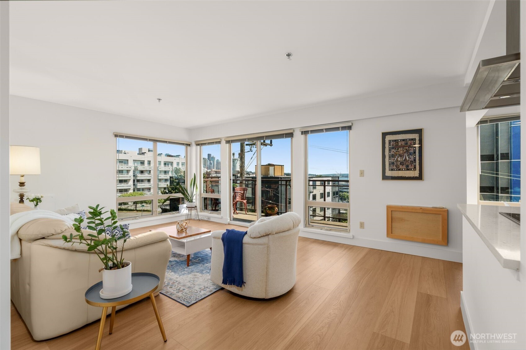 500 Fifth Avenue W 505