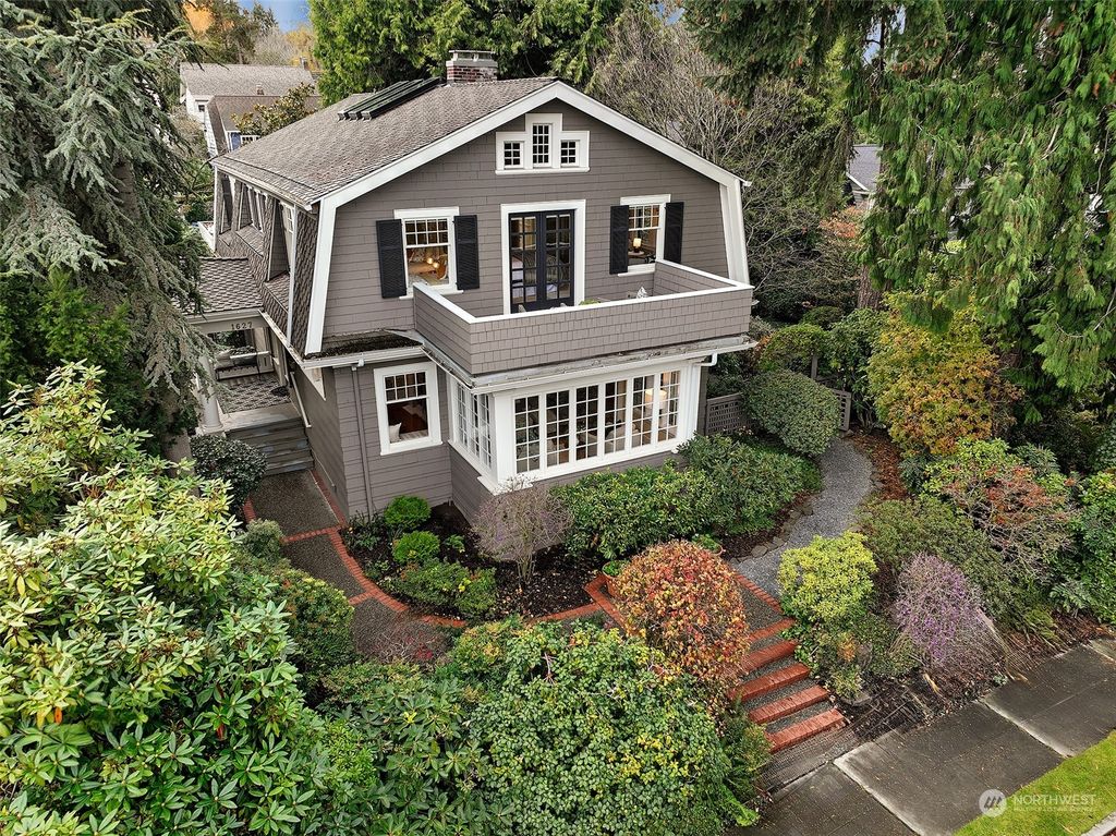 Photo of 1627 22nd Avenue E, Seattle, WA 98112 (MLS # 2311685)