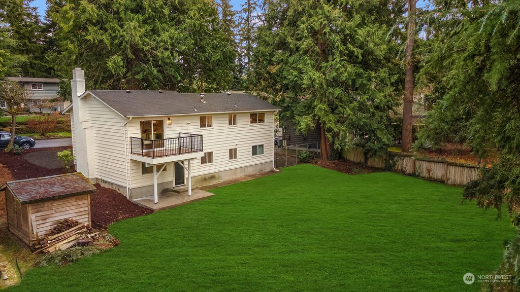 Photo of 11235 115th Place NE #1 &amp; 2, Kirkland, WA 98033 (MLS # 2045635)