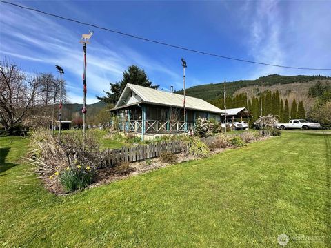 107 Martin Road Glenoma WA 98336