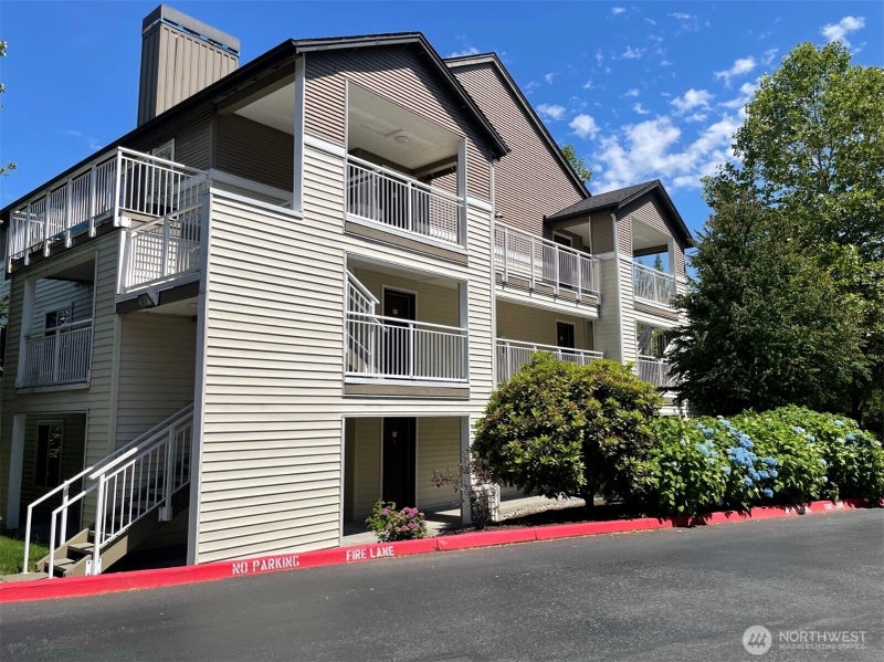 12303 Harbour Pointe Boulevard CC202