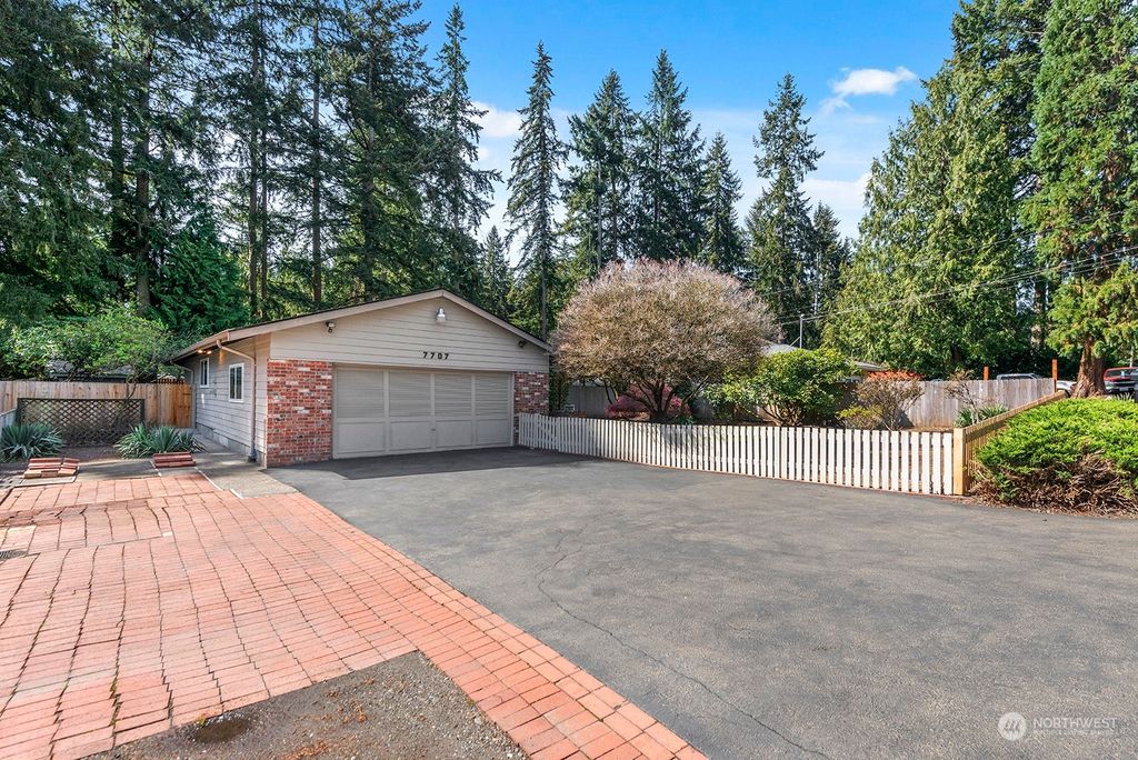 Photo of 7707 NE 141st Street, Kirkland, WA 98034 (MLS # 2217848)