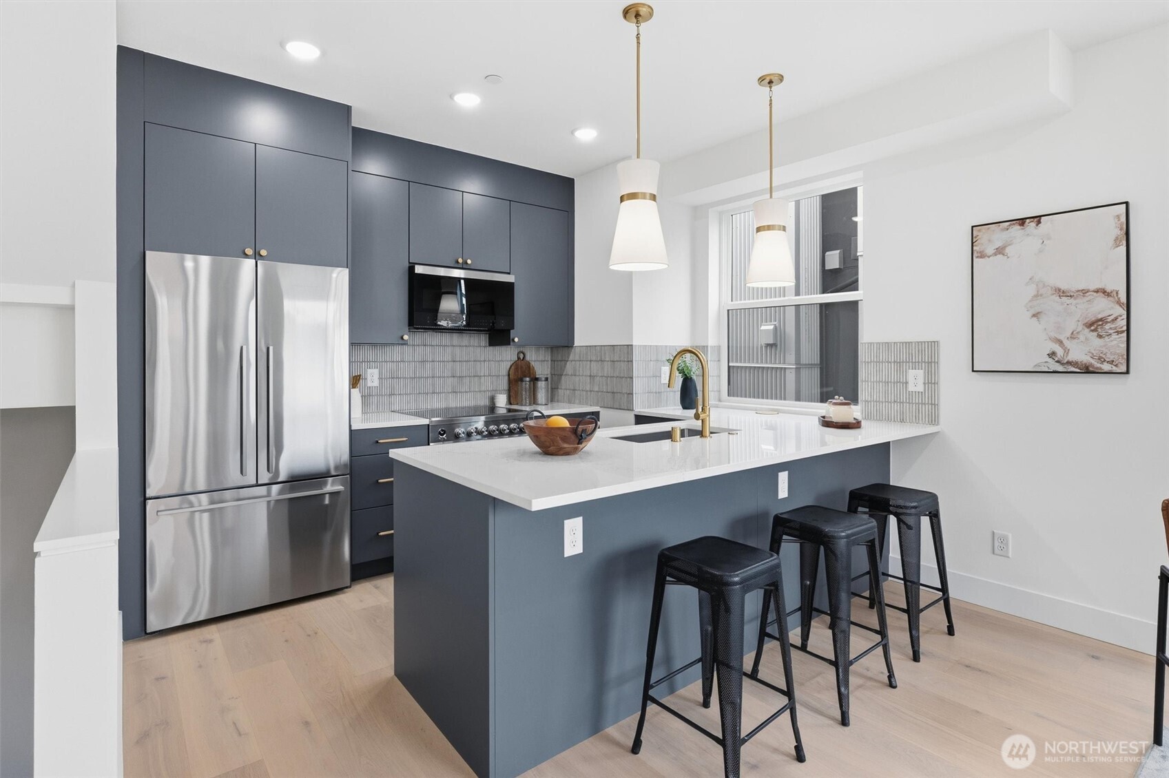 2016 Fairview Avenue E D