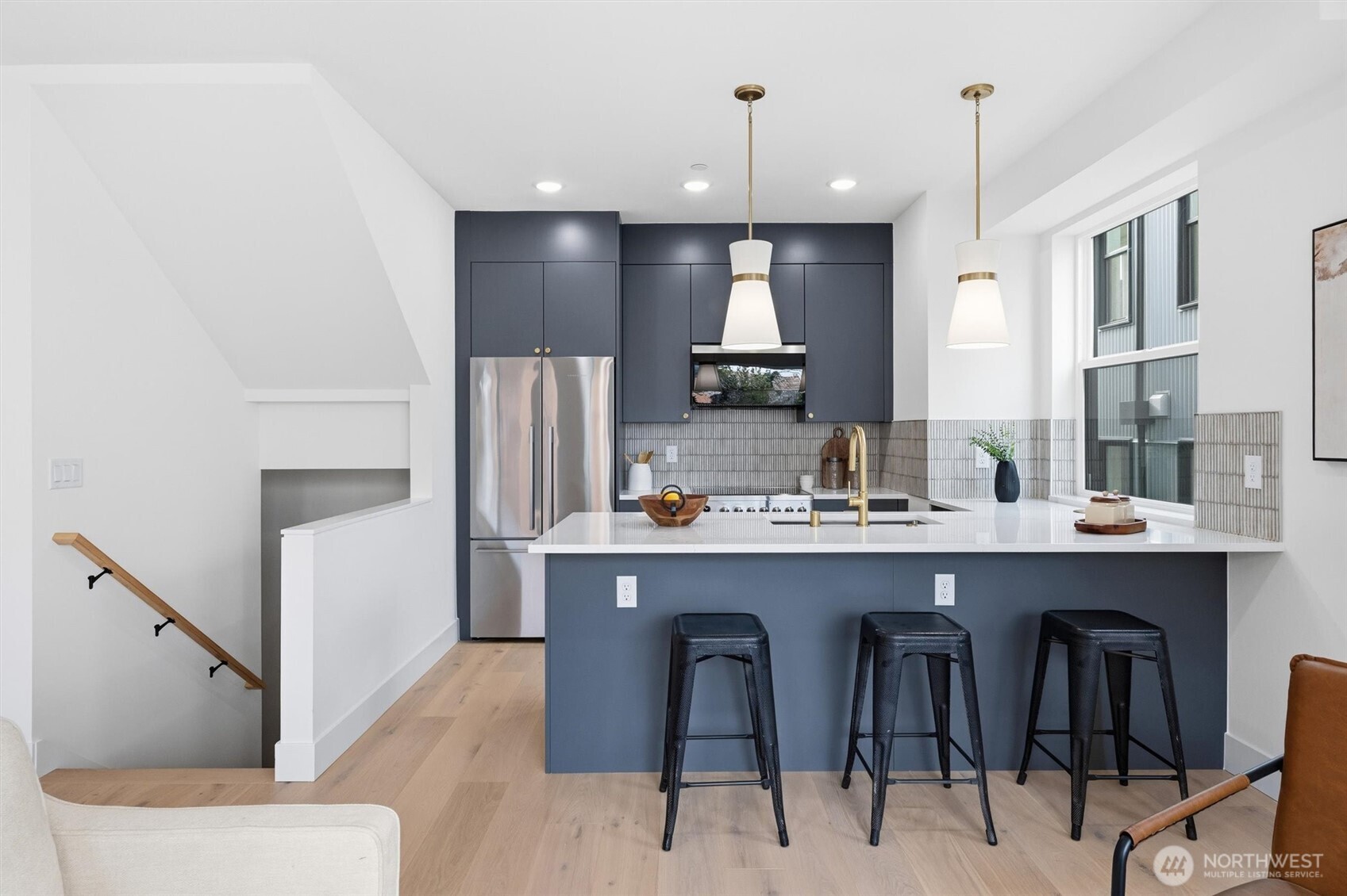 2016 Fairview Avenue E D