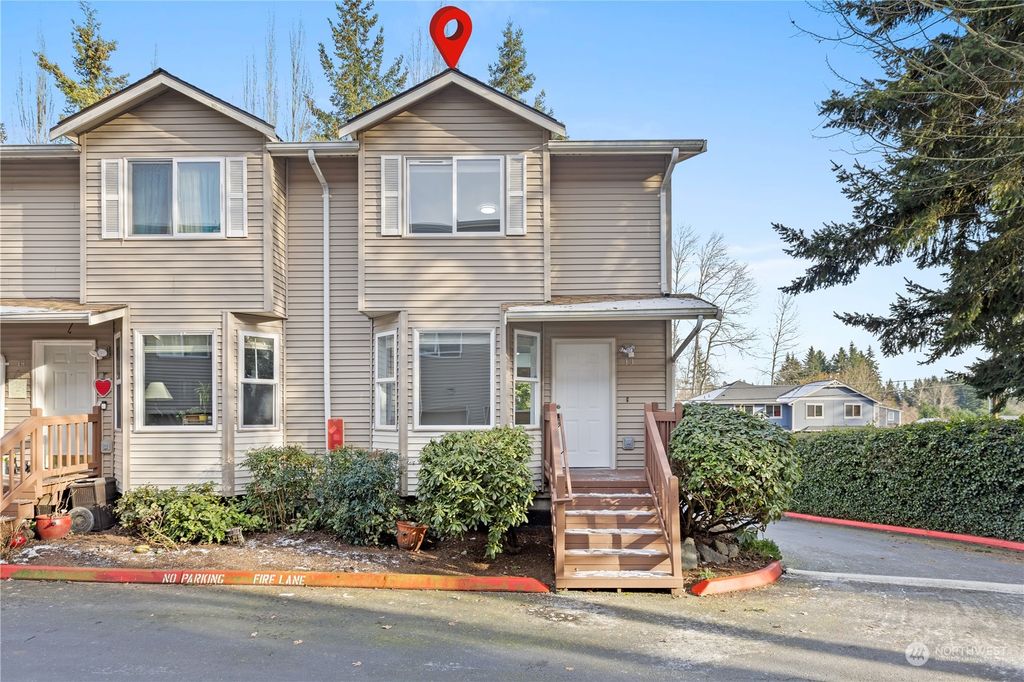 Photo of 13706 26th PL West Pl #13, Lynnwood, WA 98087 (MLS # 2189863)
