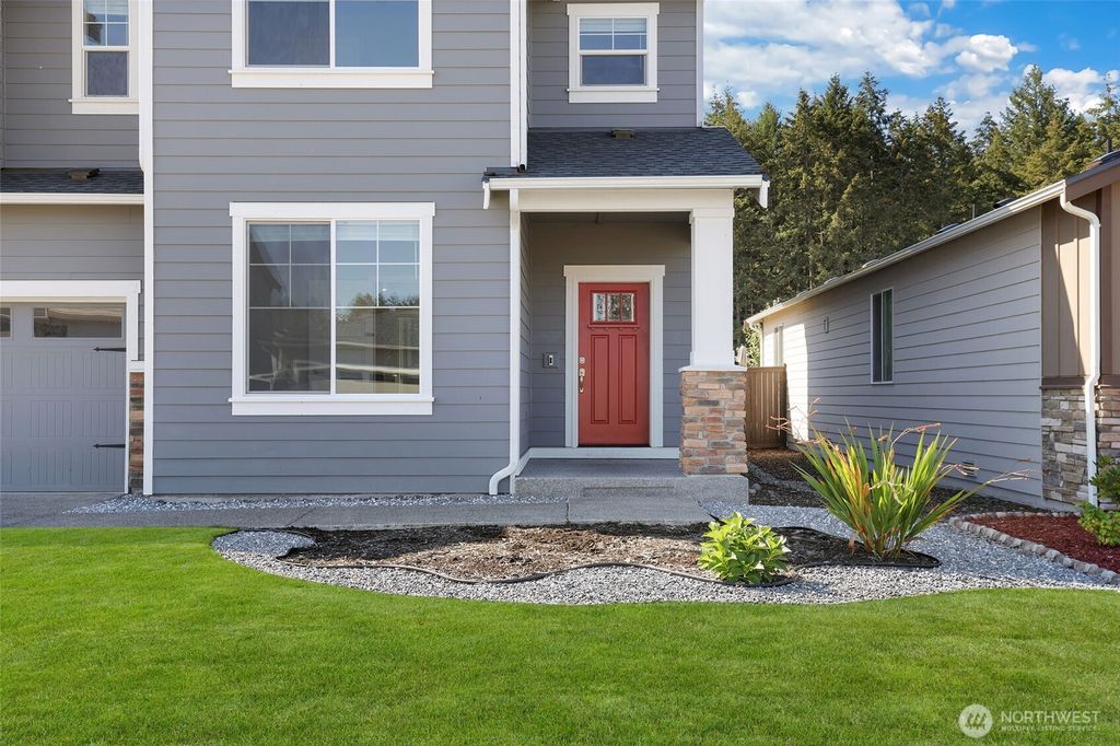 Photo of 12862 179th Street E, Puyallup, WA 98374 (MLS # 2468102)