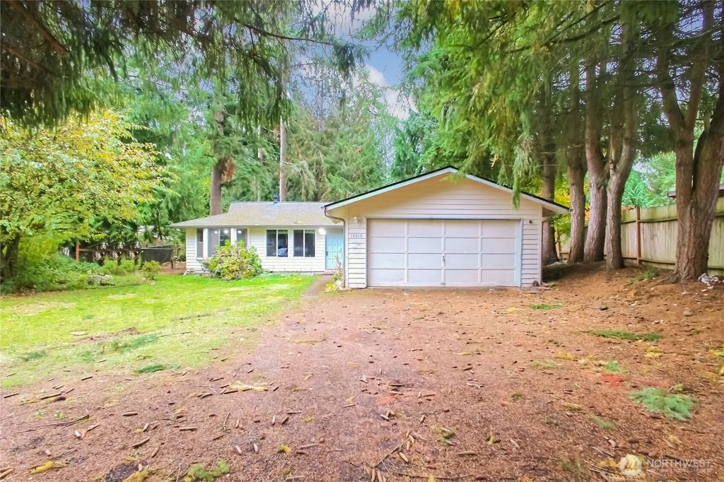 Photo of 18010 42nd Street Ct E, Lake Tapps, WA 98391 (MLS # 2451322)
