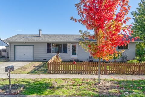 Photo of 4759 Windemere Street, Longview, WA 98632 (MLS # 2447454)
