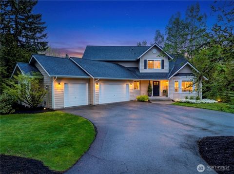 Photo of 340 222nd Place SE, Sammamish, WA 98074 (MLS # 2498393)