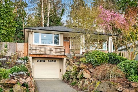 Photo of 3516 31st Avenue W, Seattle, WA 98199 (MLS # 2480817)