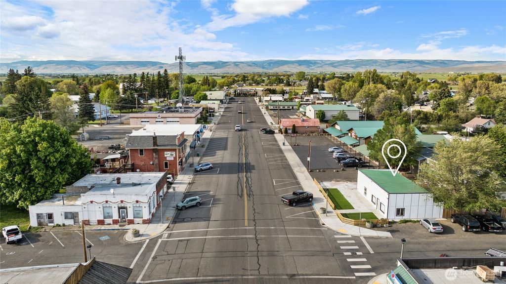 Photo of 100 N Main St St, Kittitas, WA 98934 (MLS # 2491219)