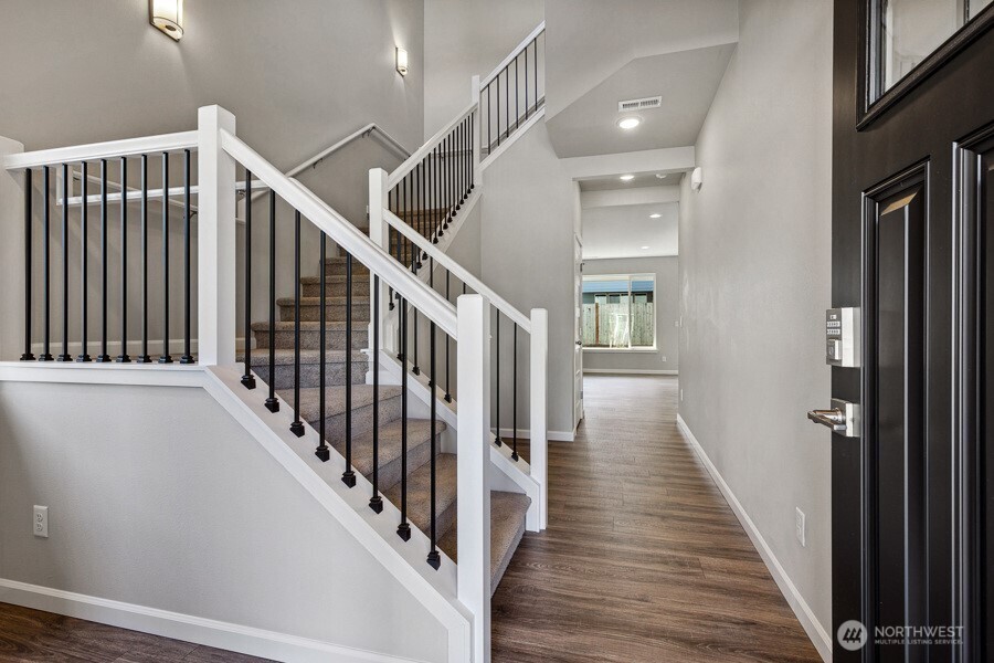 14222 Jensen Drive SE 305