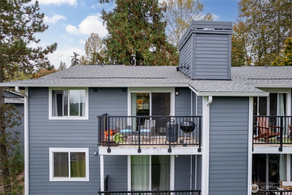 Photo of 14225 NE 181st Place #Q304, Woodinville, WA 98072 (MLS # 2333456)