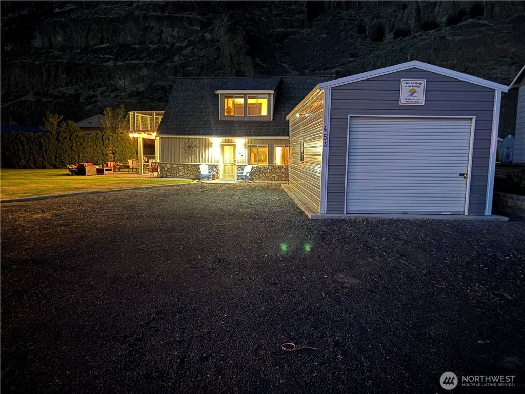 Photo of 453 Hunter Avenue SW, Quincy, WA 98848 (MLS # 2527055)