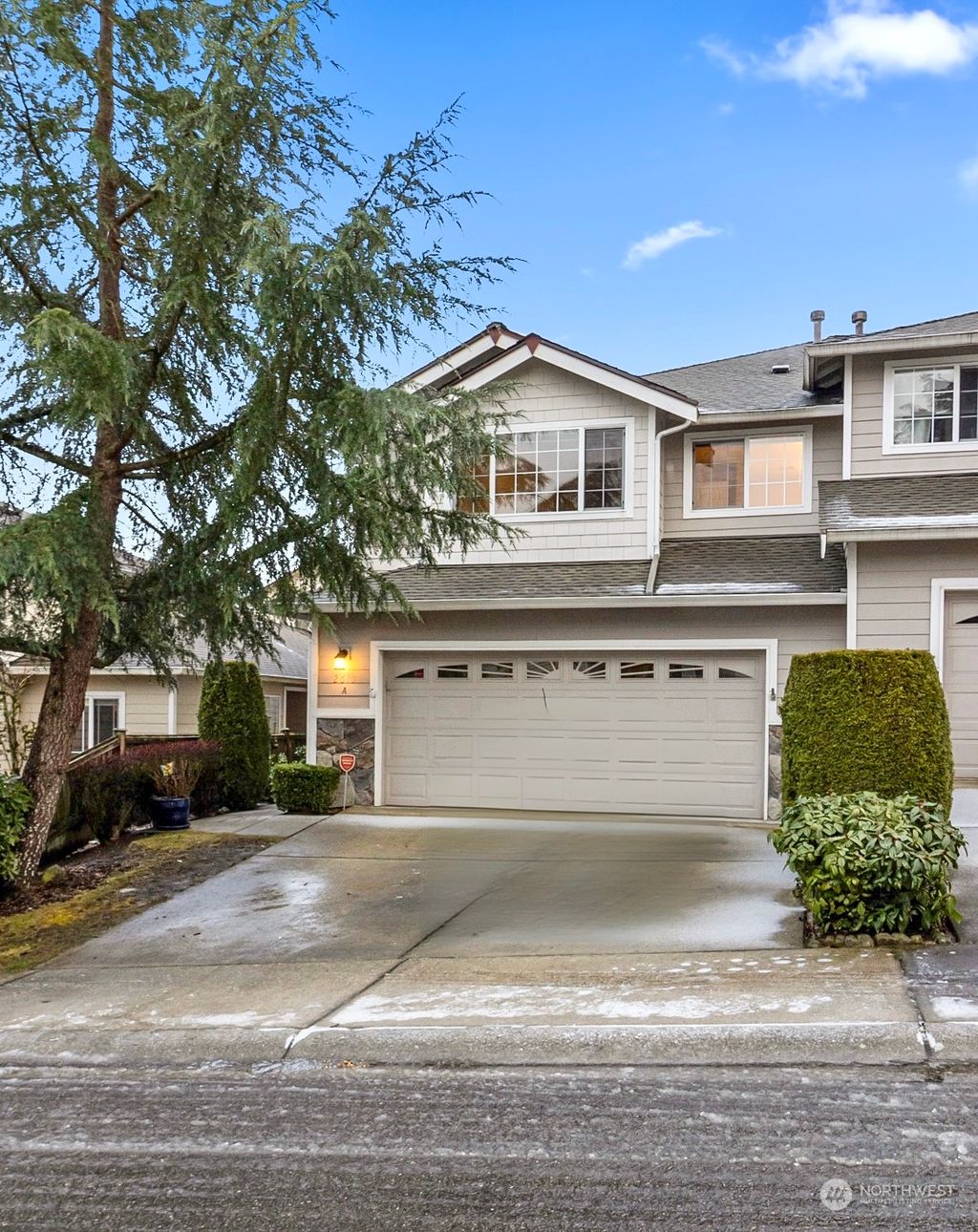 Photo of 2610 143rd Street SW #A, Lynnwood, WA 98087 (MLS # 2191547)