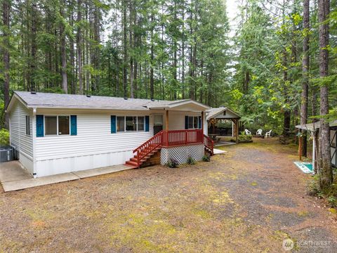 Photo of 10 N Duckabush Drive W, Hoodsport, WA 98548 (MLS # 2526166)