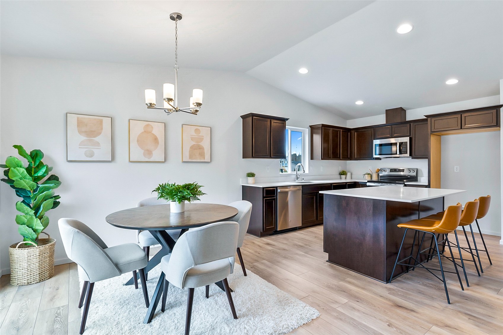 1525 Alder Lane