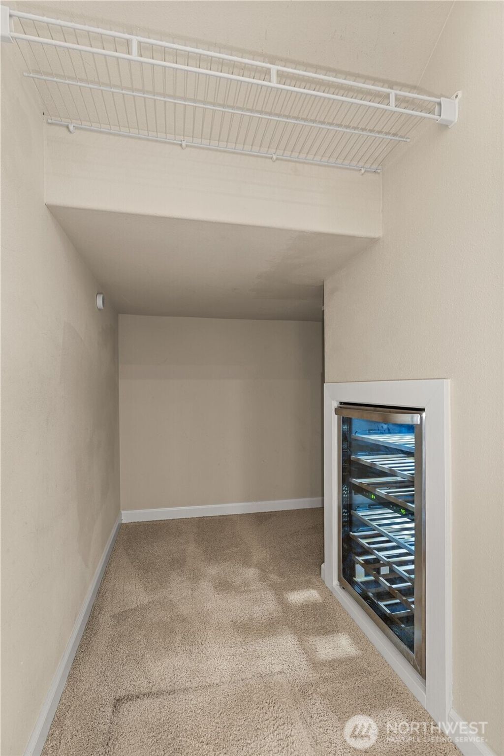 listing image 9362487291633056929