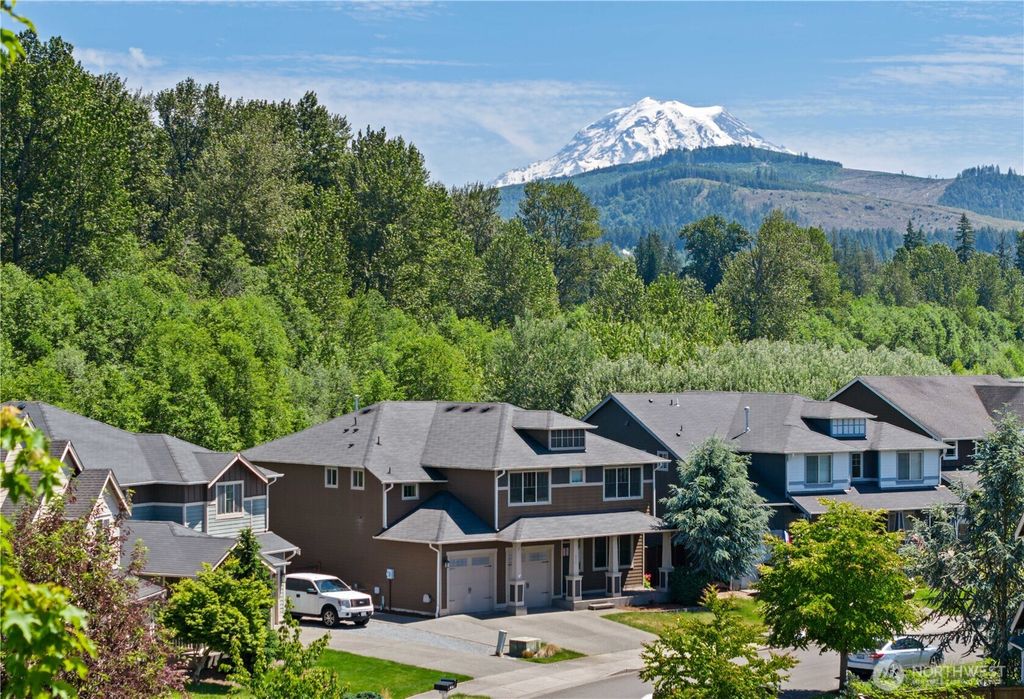 listing image 9364457948918461476
