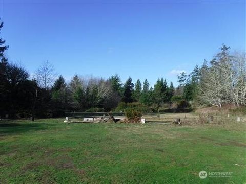 Photo of 0 178th Lane, Long Beach, WA 98631 (MLS # 2420055)