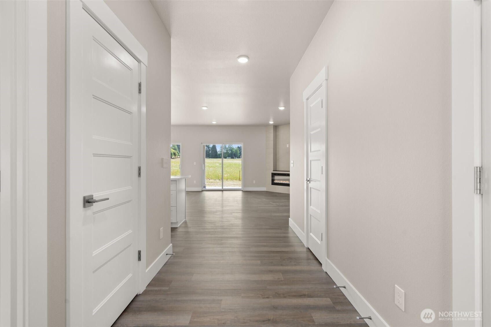 2122 Hawks View Lane