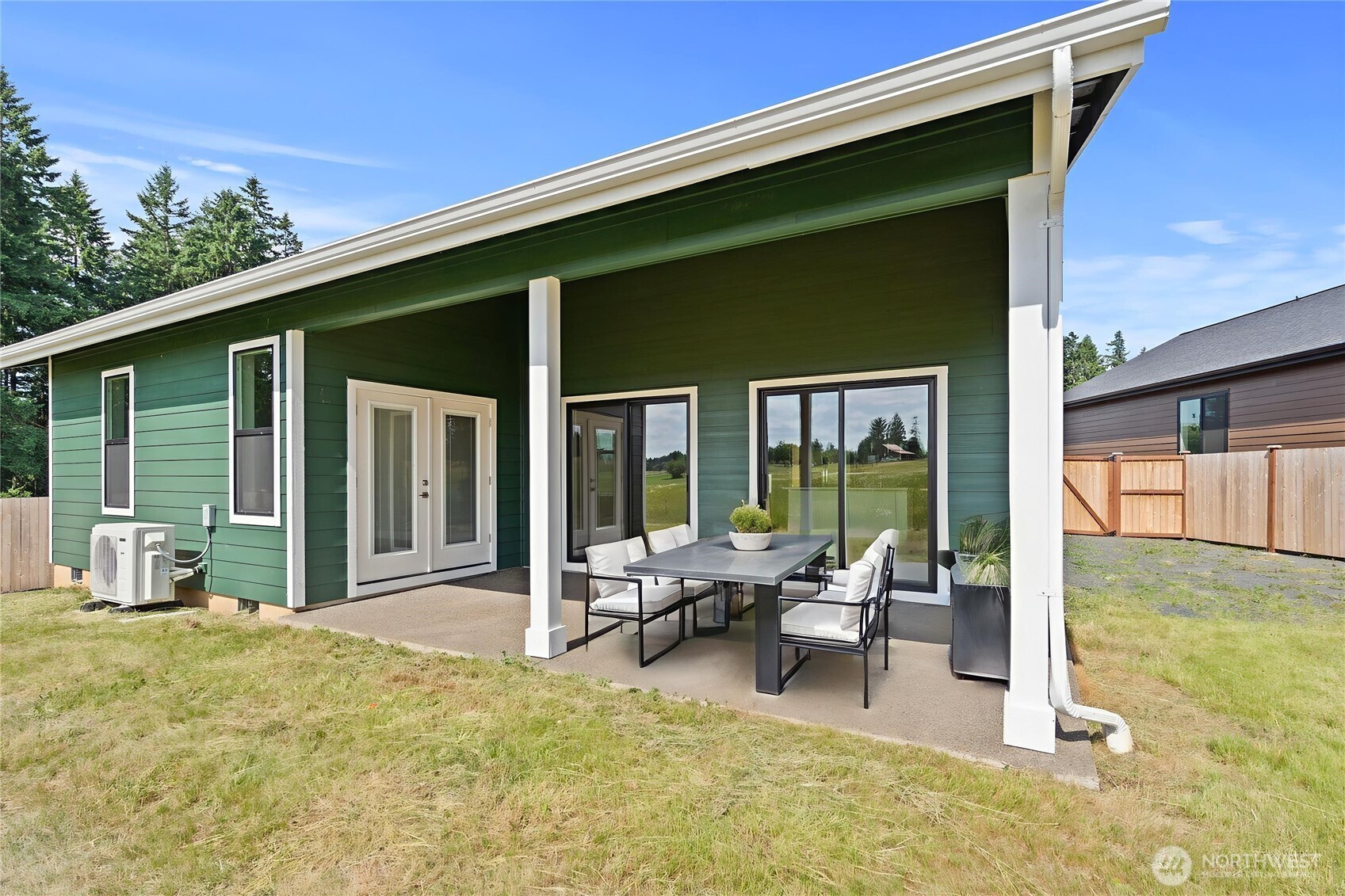 2122 Hawks View Lane