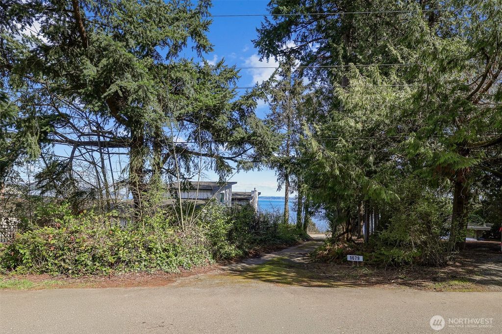 Photo of 1679 Miracle Mile Drive E, Port Orchard, WA 98366 (MLS # 2500484)