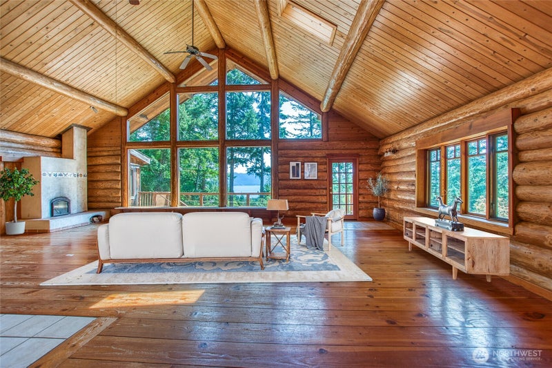 245 Roehls Hill Road