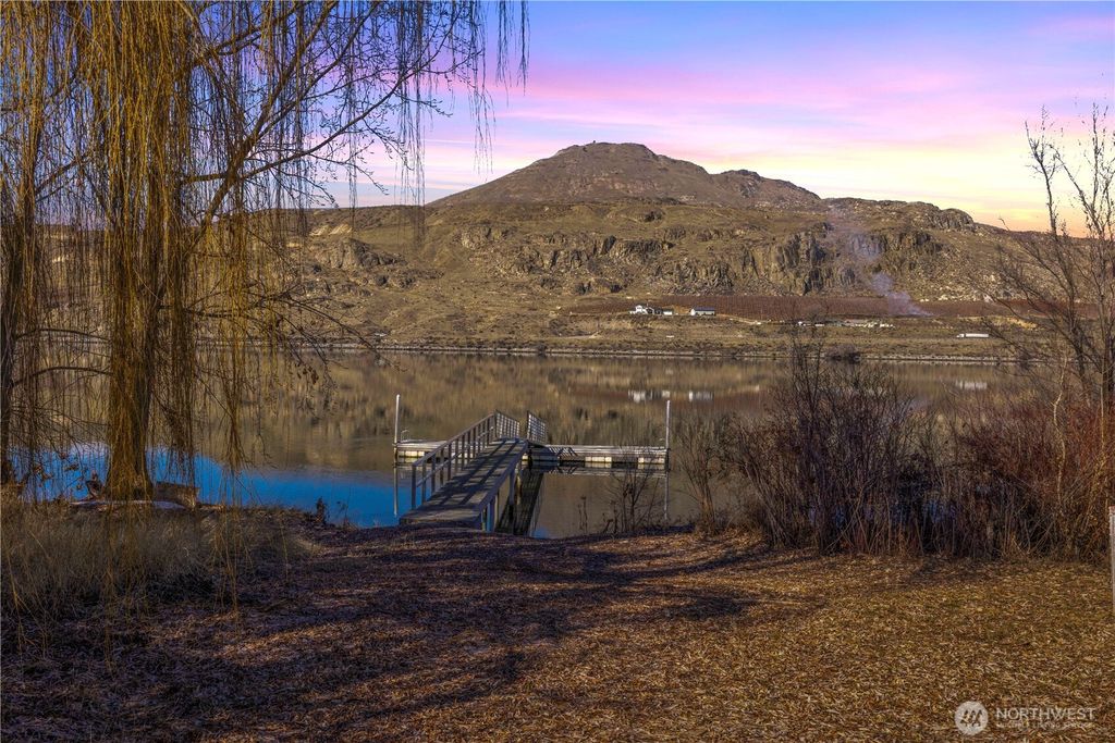 Photo of 24 Elite Drive, Brewster, WA 98812 (MLS # 2486223)