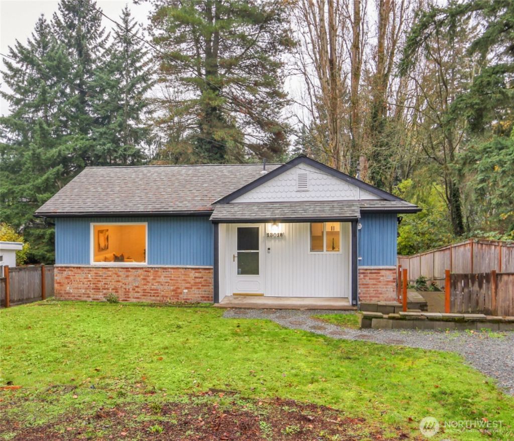 Photo of 13018 27th Avenue NE, Seattle, WA 98125 (MLS # 2458024)