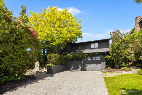 Photo of 10510 NE 44th Street, Kirkland, WA 98033 (MLS # 2526442)