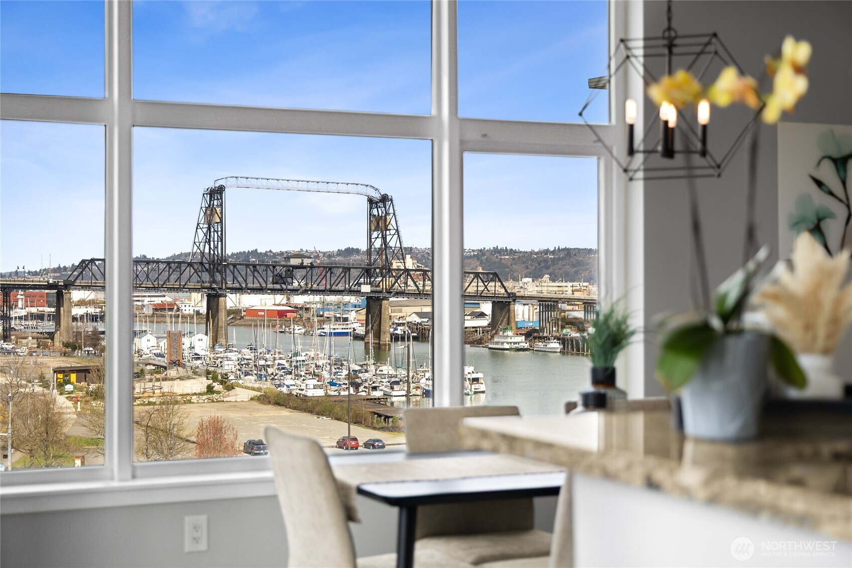 1515 Dock Street 704