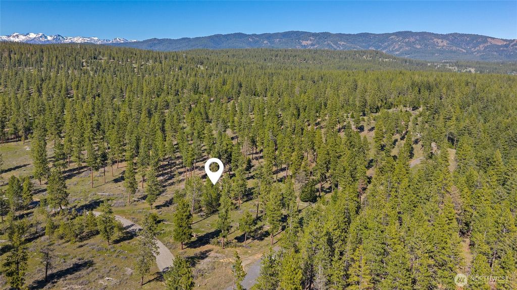 Photo of 0 XXX Flying M, Cle Elum, WA 98922 (MLS # 2507106)