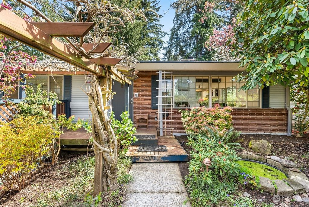 Photo of 13320 23rd Place NE, Seattle, WA 98125 (MLS # 2222183)