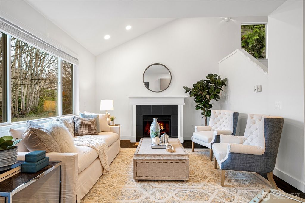 Photo of 102 S 49th Place #D, Renton, WA 98055 (MLS # 2347785)