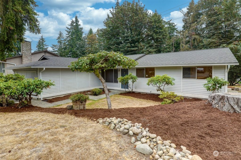 Photo of 9321 NE 132nd Place, Kirkland, WA 98034 (MLS # 2000883)