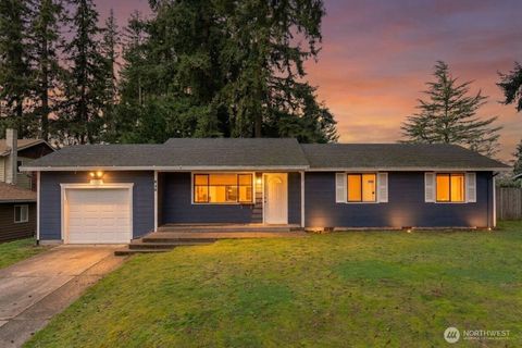 Photo of 618 NW 4th Place, Battle Ground, WA 98604 (MLS # 2496903)