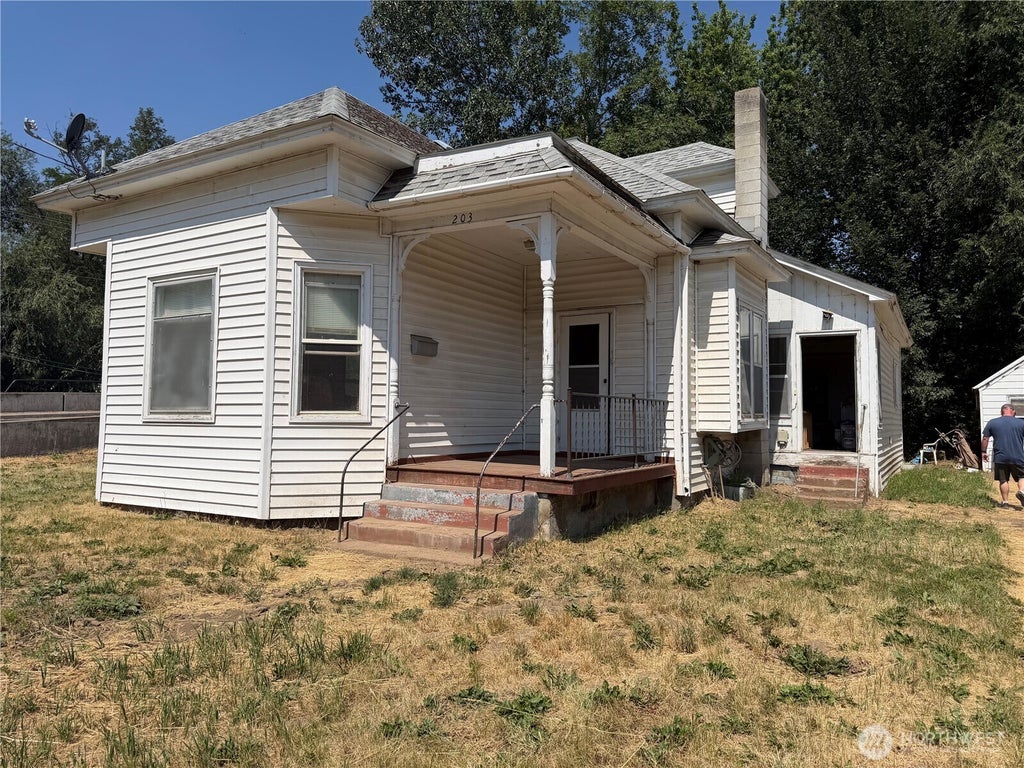 Photo of 203 E Patit Street, Dayton, WA 99328 (MLS # 2561536)