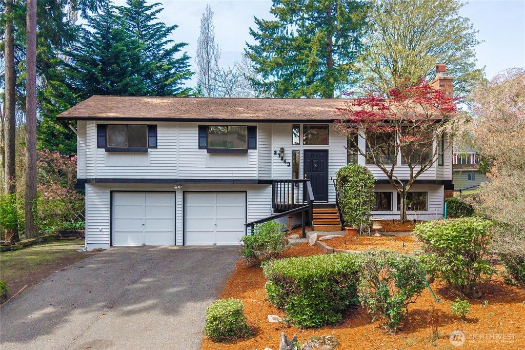 Photo of 27243 33rd Place S, Kent, WA 98032 (MLS # 2496195)