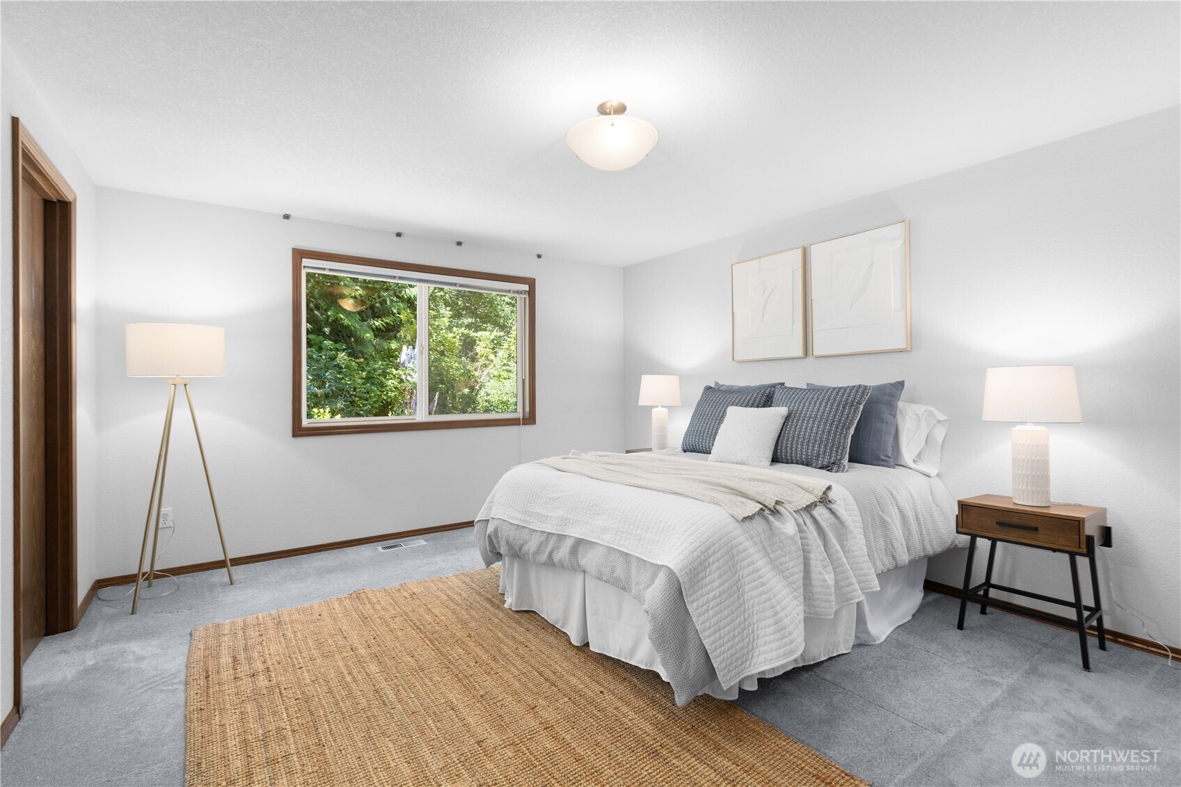 2418 Woodfield Loop SE