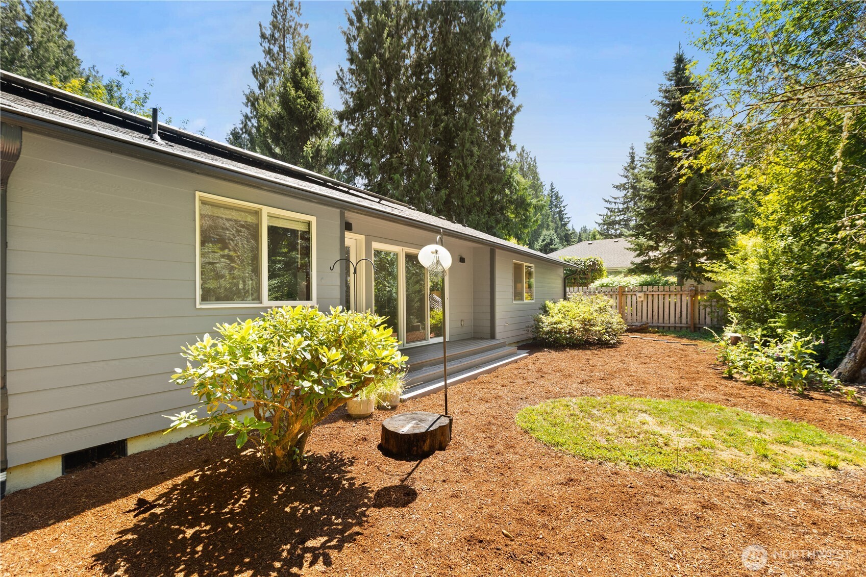 2418 Woodfield Loop SE