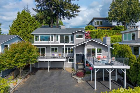 Photo of 9226 25th Avenue NW, Seattle, WA 98117 (MLS # 2527817)